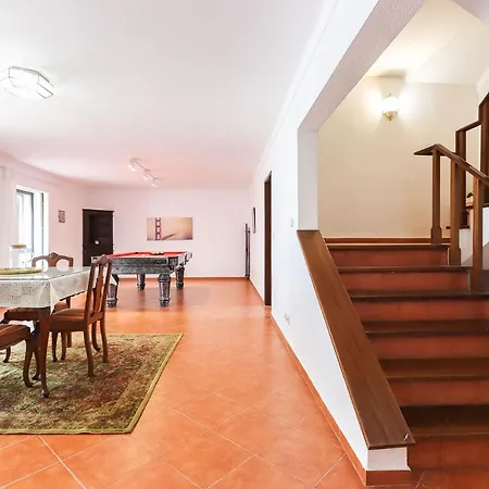 By Homing Villa Oeiras